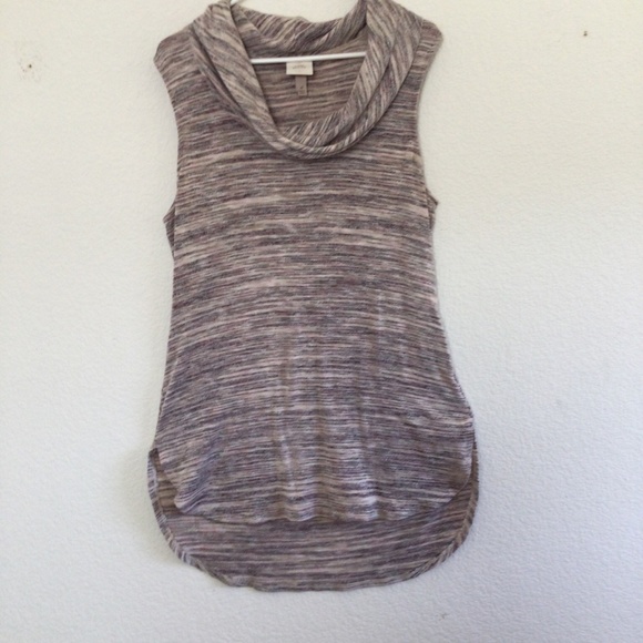 Sleeveless Funnel Neck Light Weight Grey Sweater - Picture 2 of 2